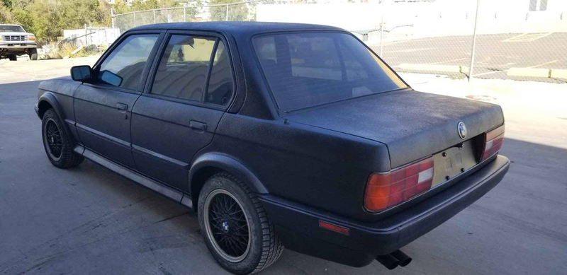 Illustration for article titled At $4,800, Could This Rhino-Lined 1991 BMW 325iX Release Your Inner Beast?